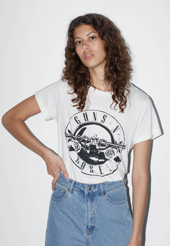 Mentalt Havslug Udover Guns N' Roses White Women's T-shirt in High-Quality – 360° ICÔN – 360° ICÔN